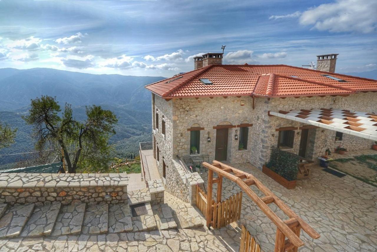 Almondhouse Suites With Fireplace - Adults Only Arachova Buitenkant foto